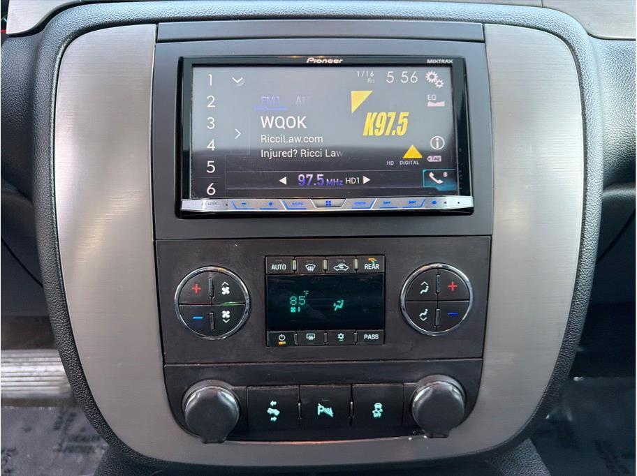 used 2014 Chevrolet Suburban car, priced at $15,988