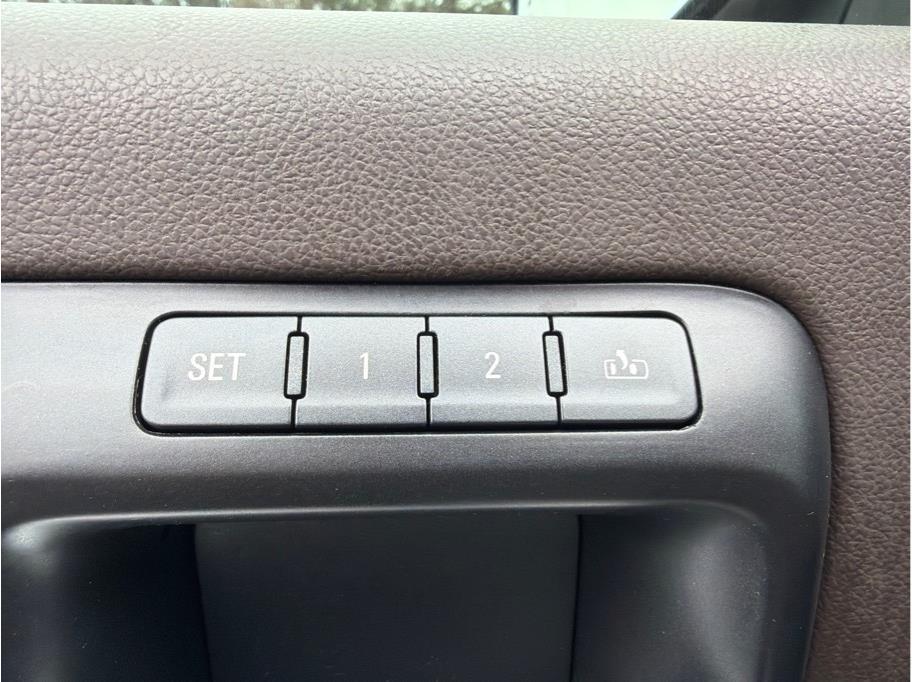 used 2014 Chevrolet Silverado 1500 car, priced at $20,988