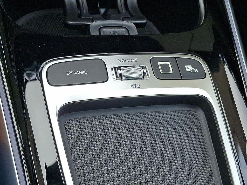 new 2026 Mercedes-Benz GLA 250 car, priced at $47,785