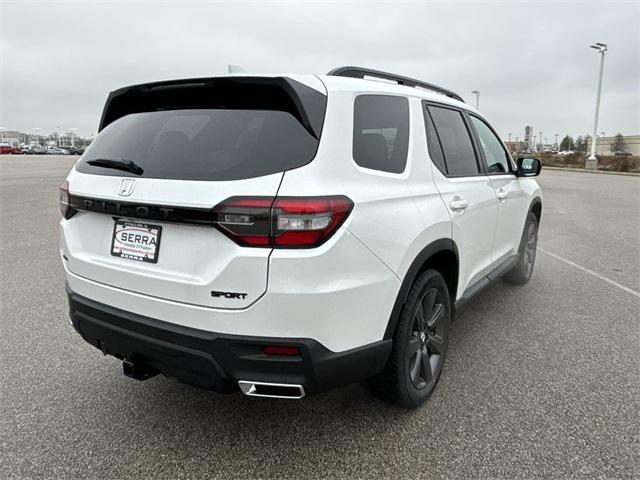 new 2025 Honda Pilot car, priced at $44,250