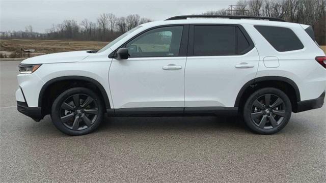 new 2025 Honda Pilot car, priced at $44,250
