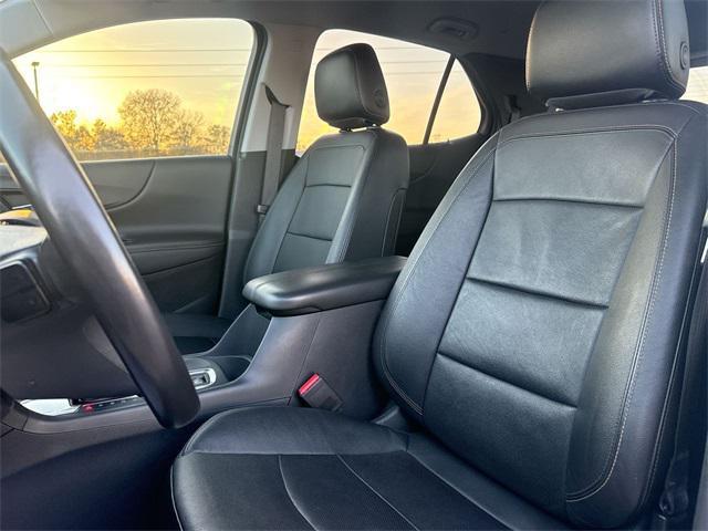 used 2021 Chevrolet Equinox car, priced at $19,177