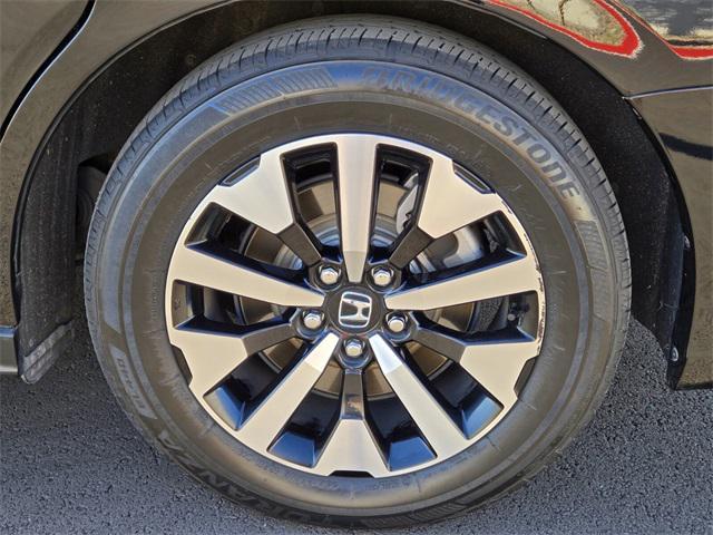 used 2025 Honda Odyssey car, priced at $37,688