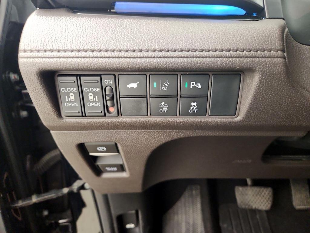 used 2018 Honda Odyssey car, priced at $27,998