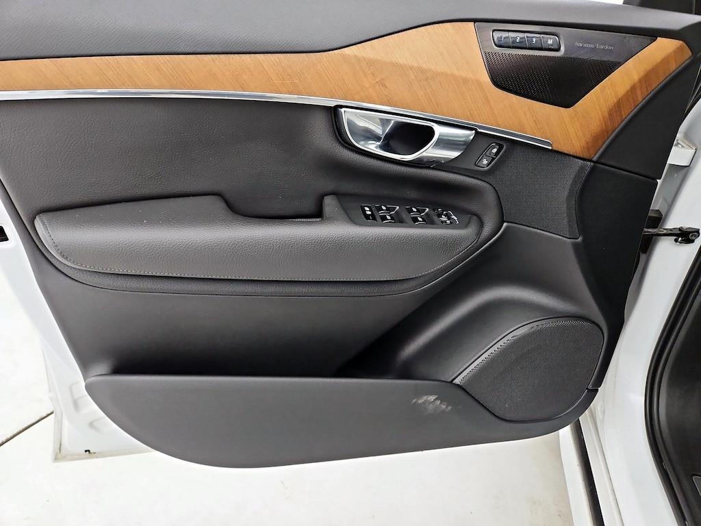 used 2021 Volvo XC90 Recharge Plug-In Hybrid car, priced at $29,998