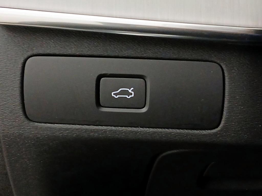 used 2024 Volvo XC90 car, priced at $35,998