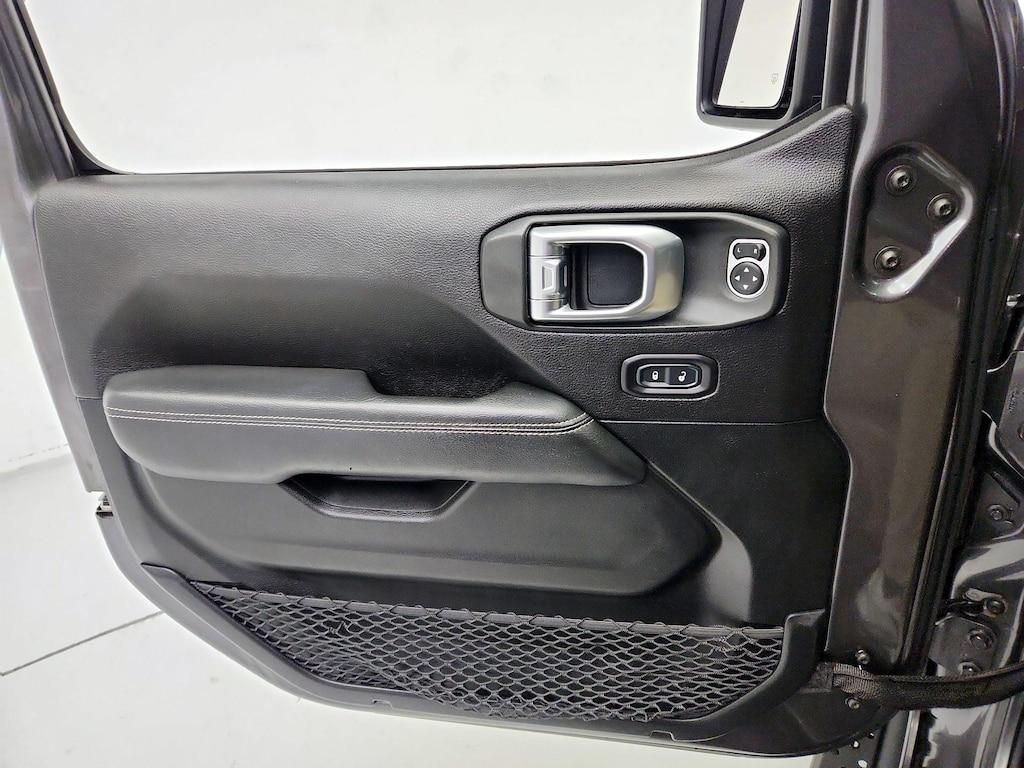 used 2020 Jeep Gladiator car, priced at $27,998