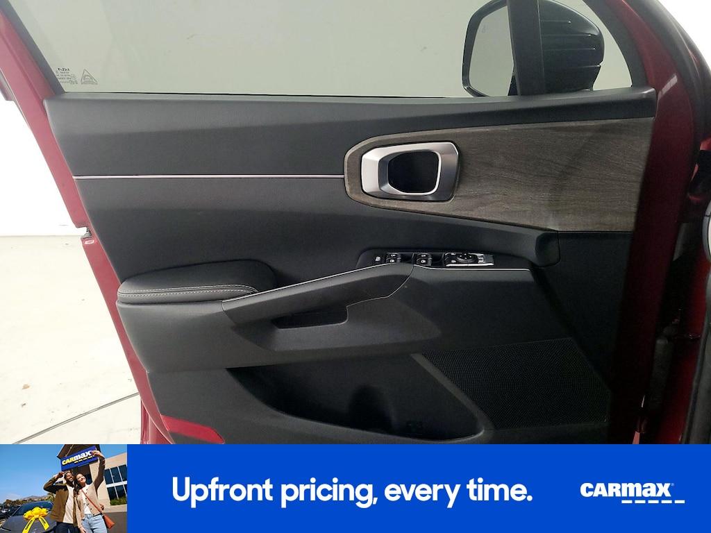 used 2022 Kia Sorento car, priced at $26,998