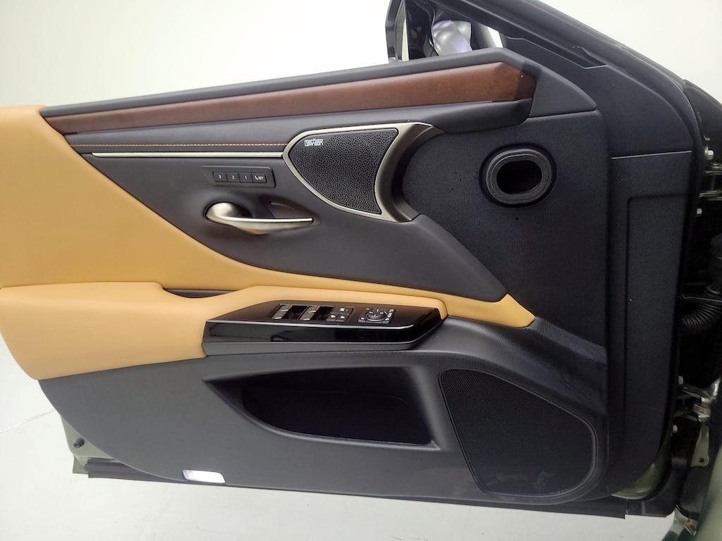 used 2024 Lexus ES 300h car, priced at $47,998