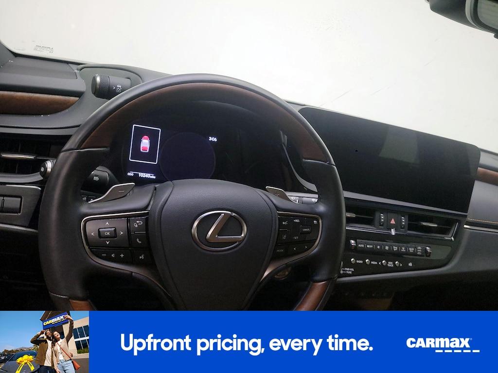 used 2024 Lexus ES 300h car, priced at $47,998