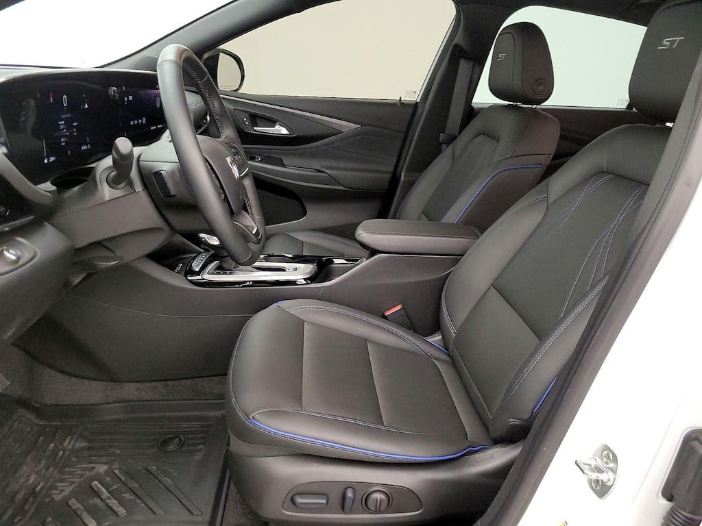 used 2025 Buick Envista car, priced at $27,998