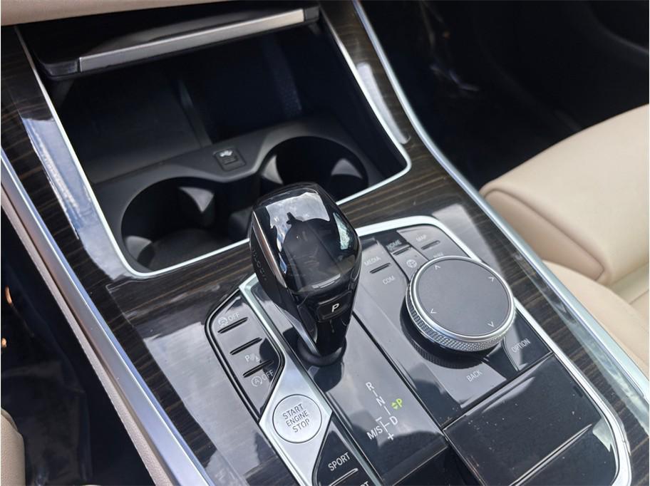 BMW X5 view 37
