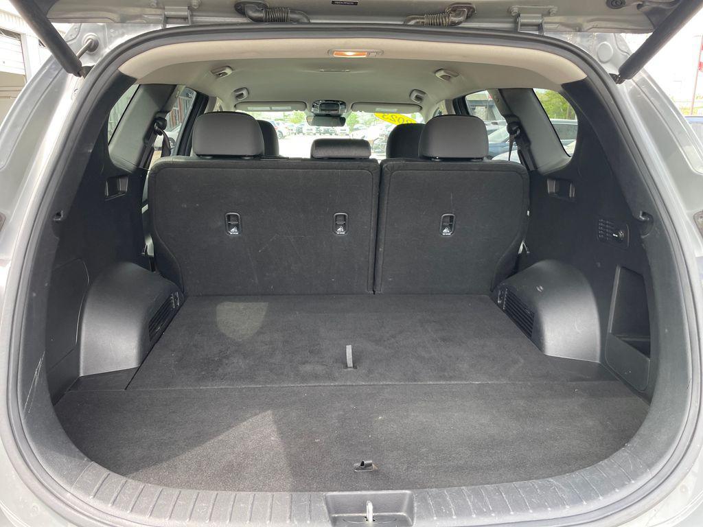 used 2023 Hyundai Santa Fe car, priced at $21,804