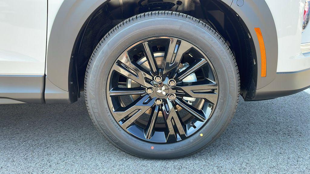 new 2024 Mitsubishi Eclipse Cross car, priced at $31,715