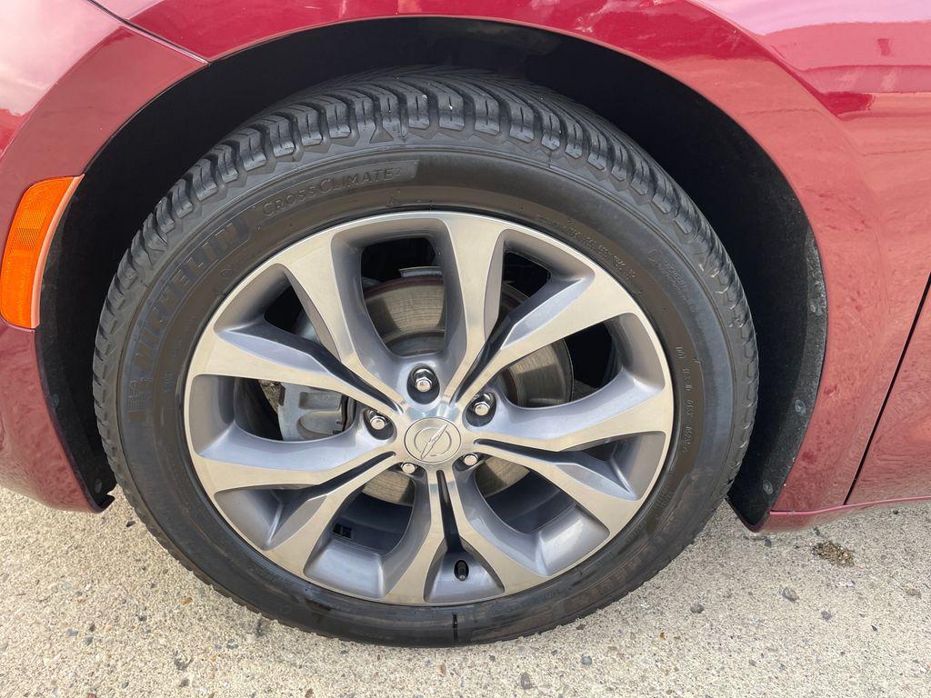 used 2020 Chrysler Pacifica car, priced at $22,395