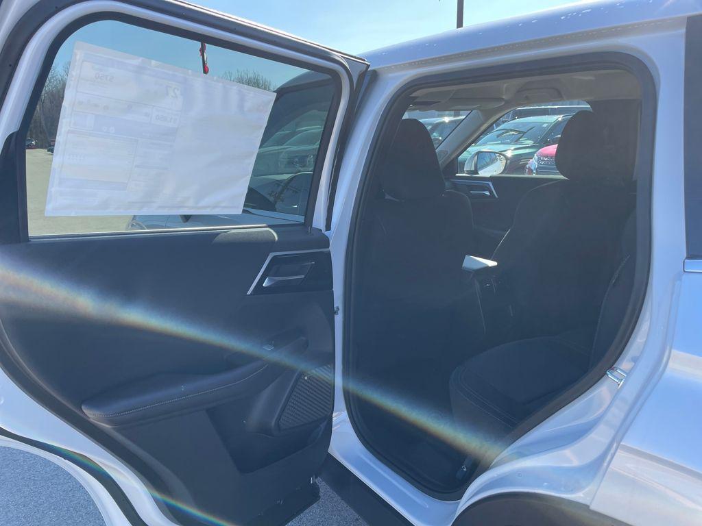 new 2026 Mitsubishi Outlander car, priced at $34,530