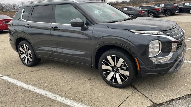 new 2025 Mitsubishi Outlander car, priced at $41,349