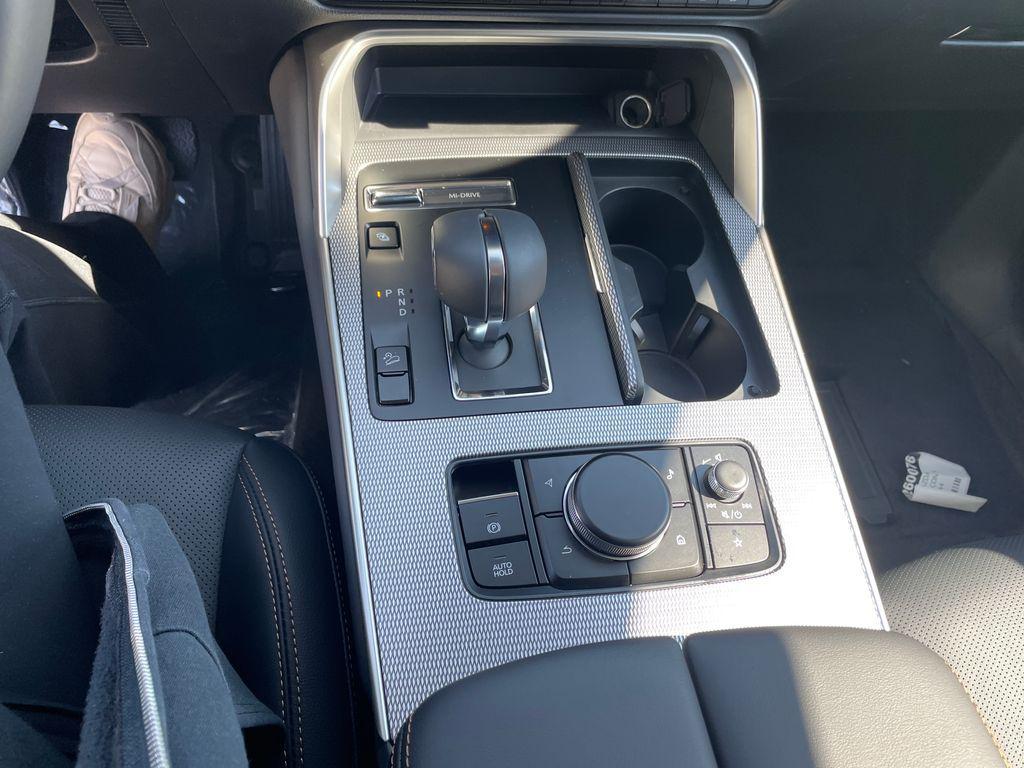 new 2026 Mazda CX-70 PHEV car, priced at $50,276