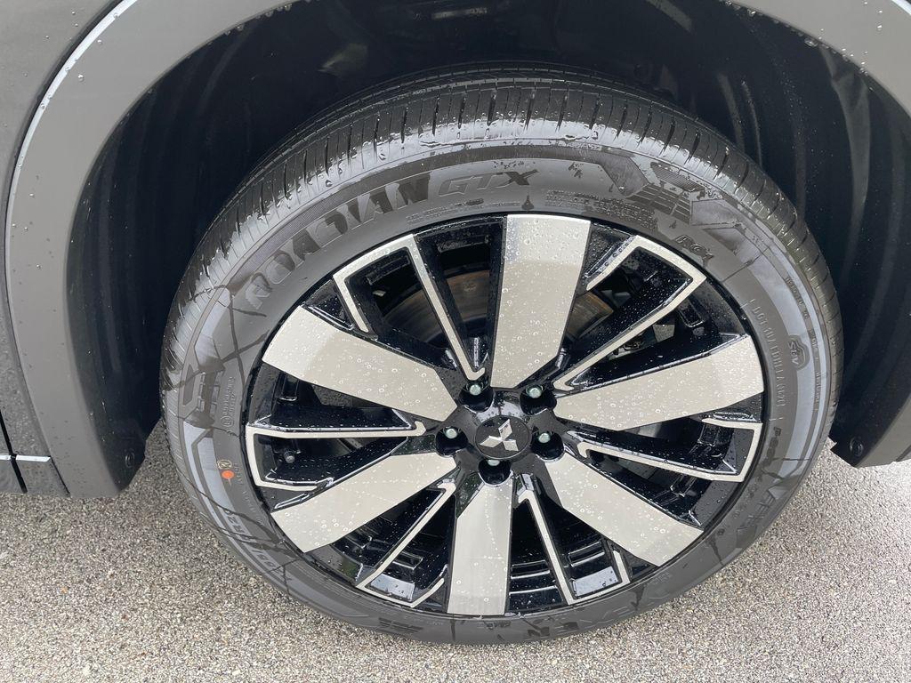 new 2026 Mitsubishi Outlander car, priced at $42,690