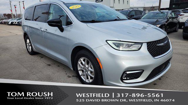 used 2024 Chrysler Pacifica car, priced at $27,983