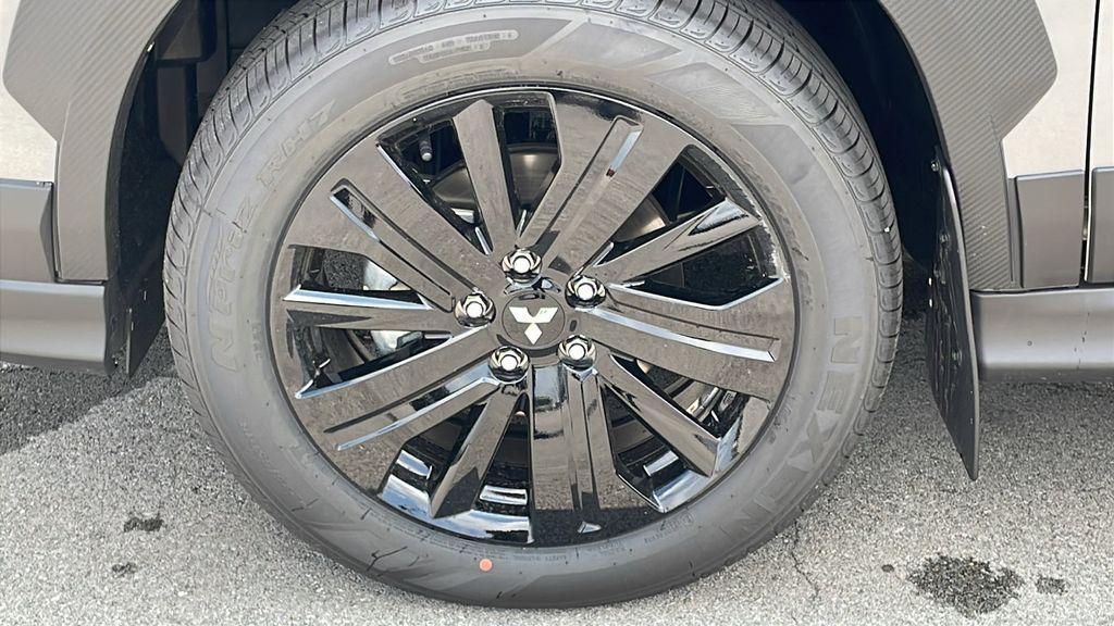 new 2025 Mitsubishi Outlander Sport car