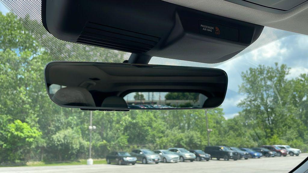 new 2025 Mitsubishi Outlander car, priced at $40,155