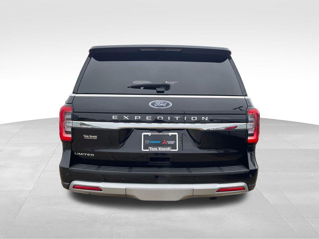 used 2024 Ford Expedition car, priced at $42,088