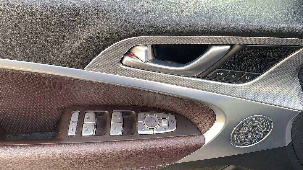 used 2022 Genesis G70 car, priced at $19,215