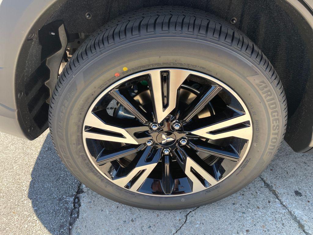 new 2026 Mitsubishi Eclipse Cross car, priced at $34,181