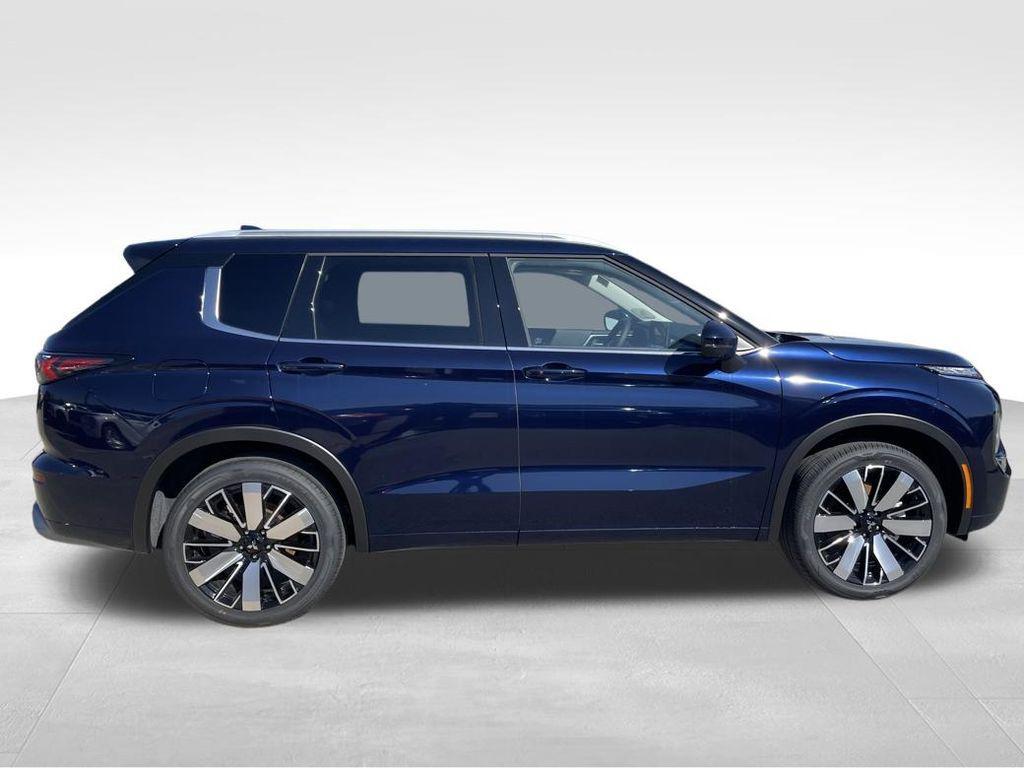 new 2026 Mitsubishi Outlander car, priced at $41,180