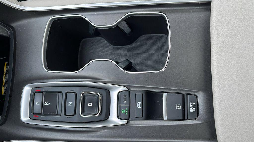 used 2021 Honda Accord Hybrid car, priced at $23,115