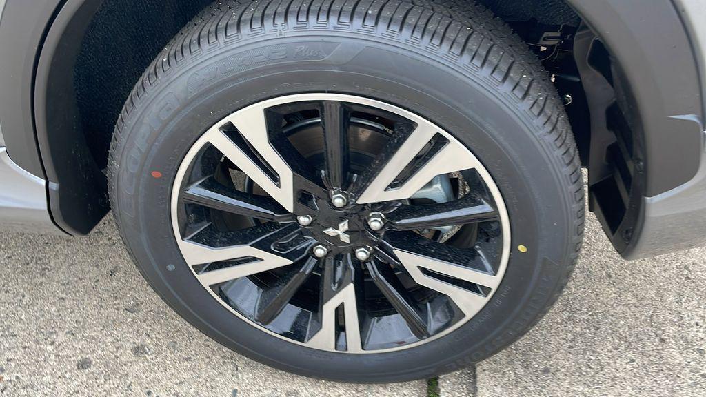 new 2026 Mitsubishi Eclipse Cross car, priced at $34,560