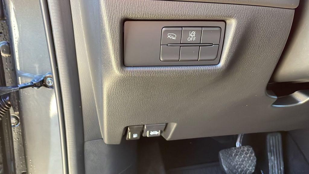 used 2025 Mazda CX-5 car, priced at $28,162