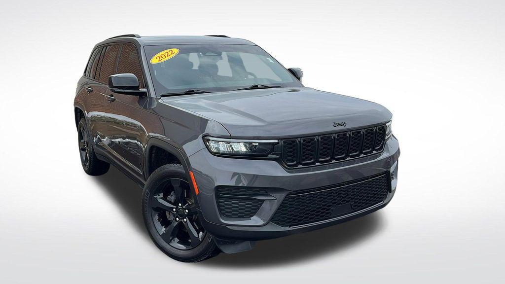 used 2022 Jeep Grand Cherokee car, priced at $24,317
