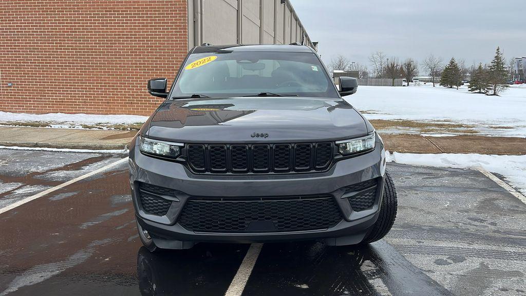 used 2022 Jeep Grand Cherokee car, priced at $24,917