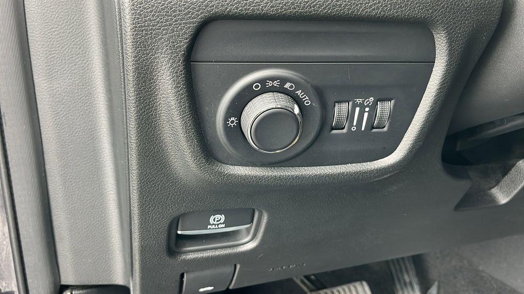 used 2022 Jeep Grand Cherokee car, priced at $24,917