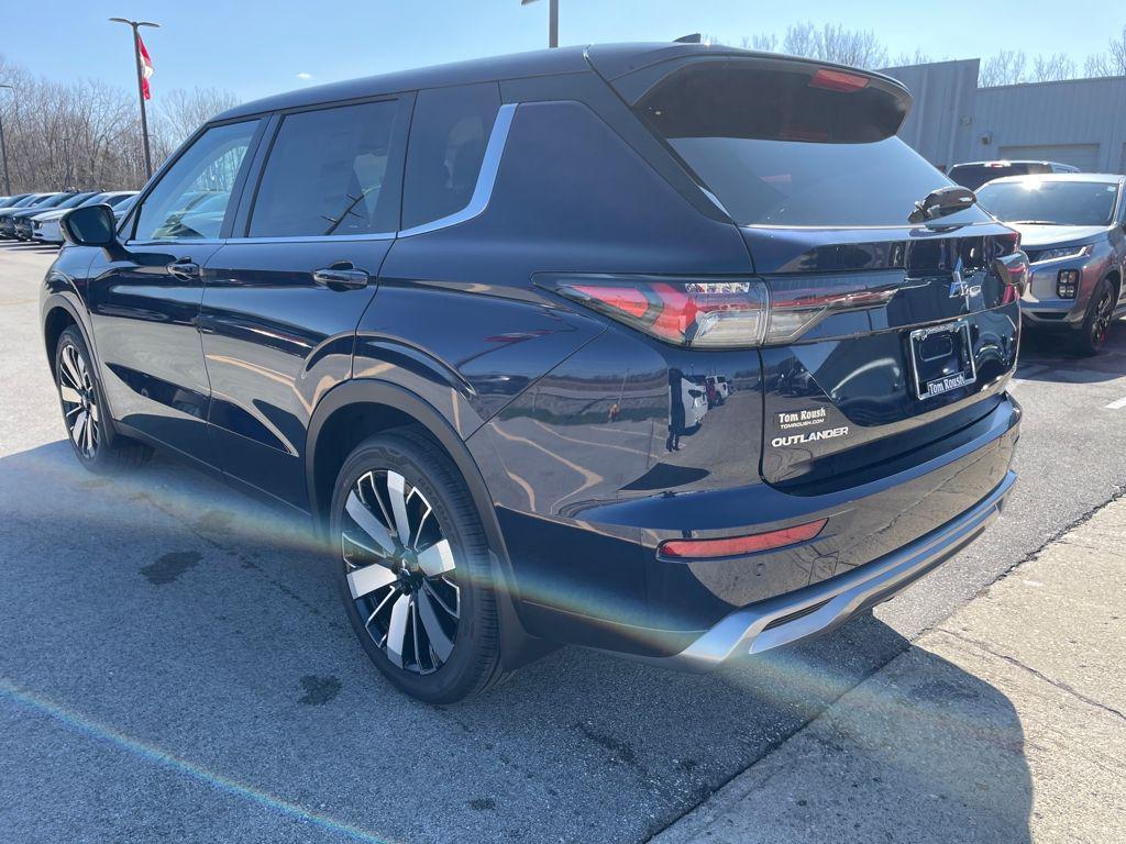 new 2026 Mitsubishi Outlander car, priced at $38,115