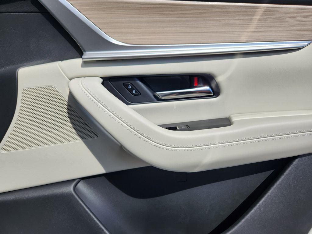 new 2025 Mazda CX-90 PHEV car, priced at $58,512