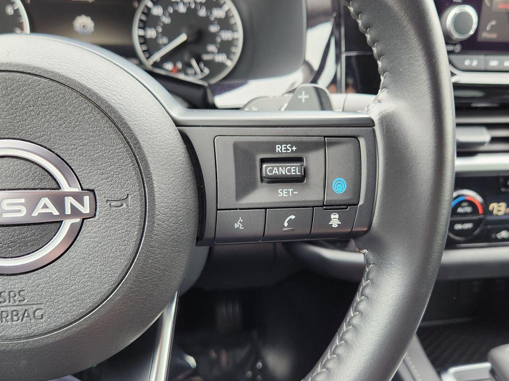 used 2025 Nissan Pathfinder car, priced at $32,297