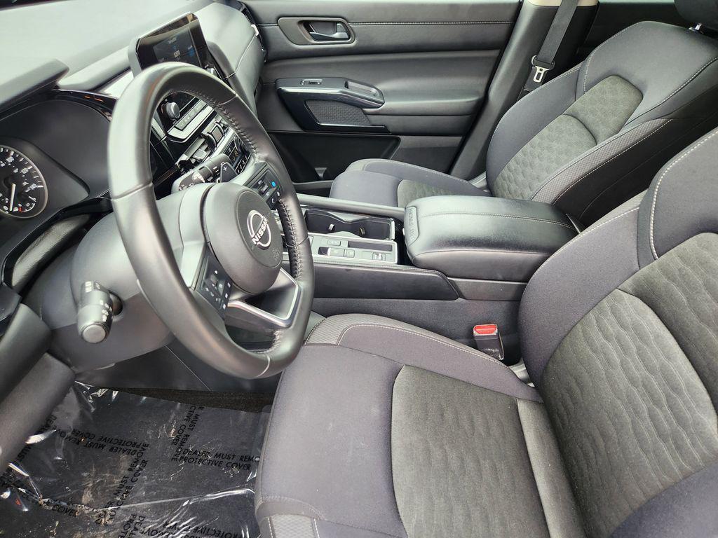 used 2025 Nissan Pathfinder car, priced at $32,297