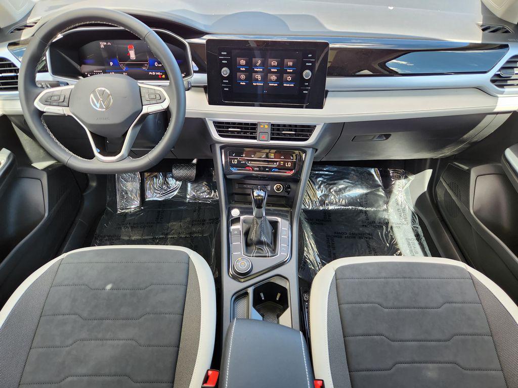 new 2026 Volkswagen Taos car