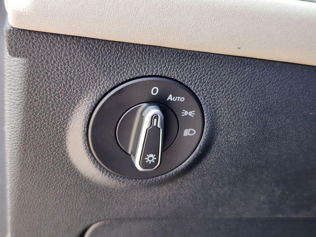 new 2026 Volkswagen Taos car