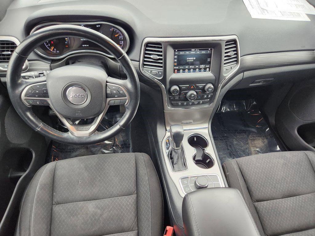 used 2021 Jeep Grand Cherokee car, priced at $22,549