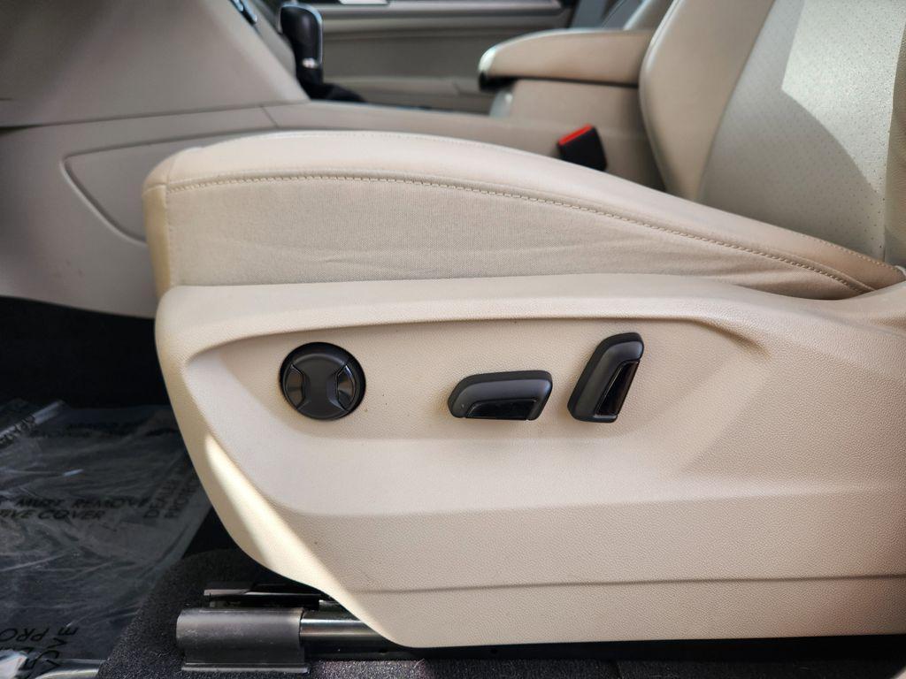 used 2018 Volkswagen Atlas car, priced at $15,797