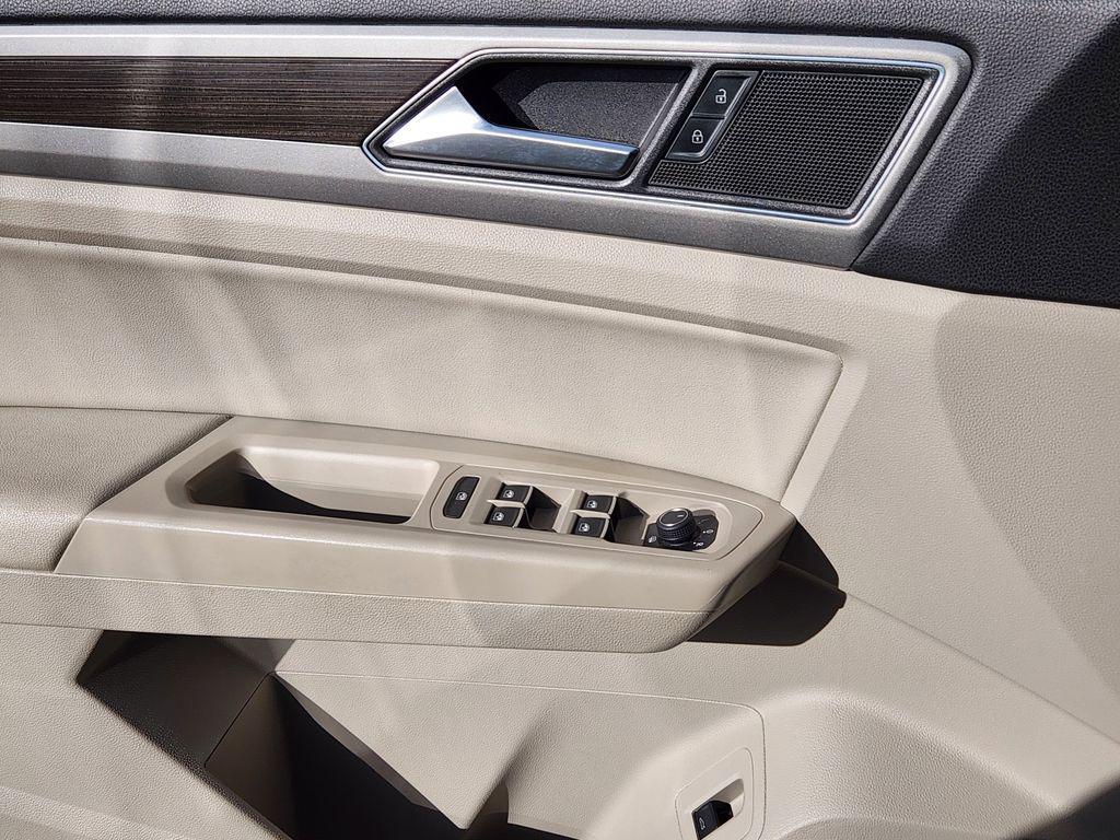 used 2018 Volkswagen Atlas car, priced at $15,797