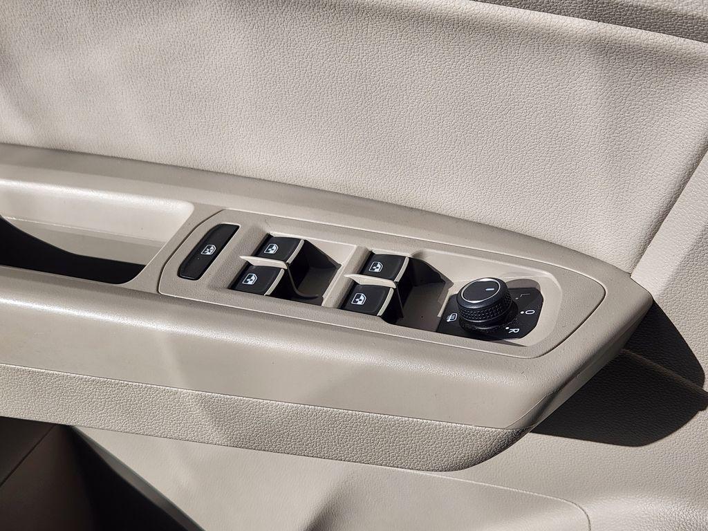 used 2018 Volkswagen Atlas car, priced at $15,797