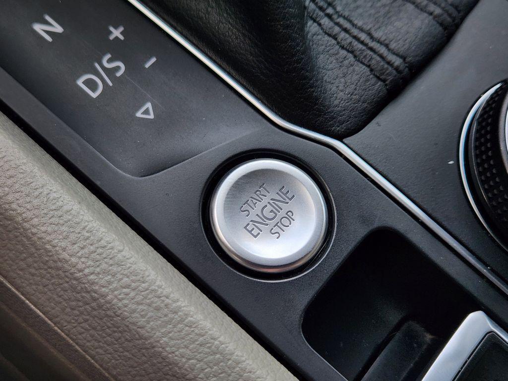 used 2018 Volkswagen Atlas car, priced at $15,797