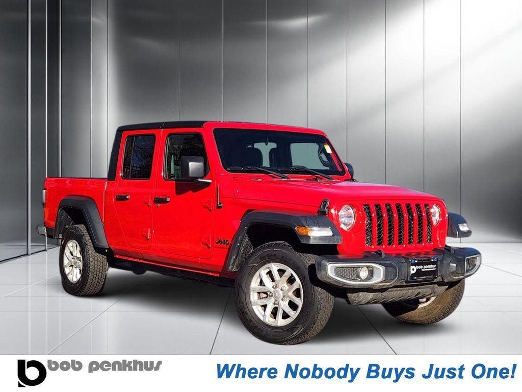 used 2023 Jeep Gladiator car, priced at $27,049
