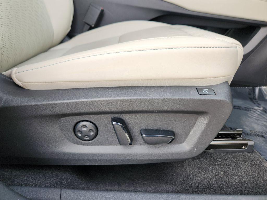 used 2025 Nissan Murano car, priced at $39,549