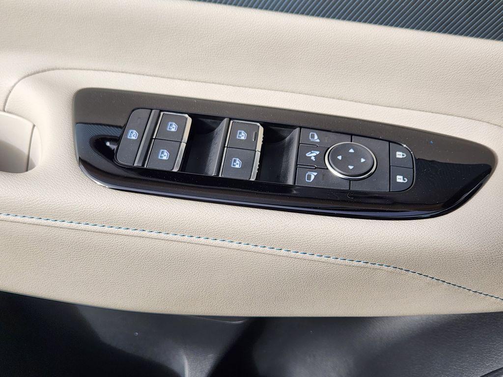 used 2025 Nissan Murano car, priced at $39,549